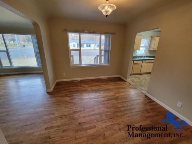 Foto del edificio - 4 bedroom in Billings MT 59102