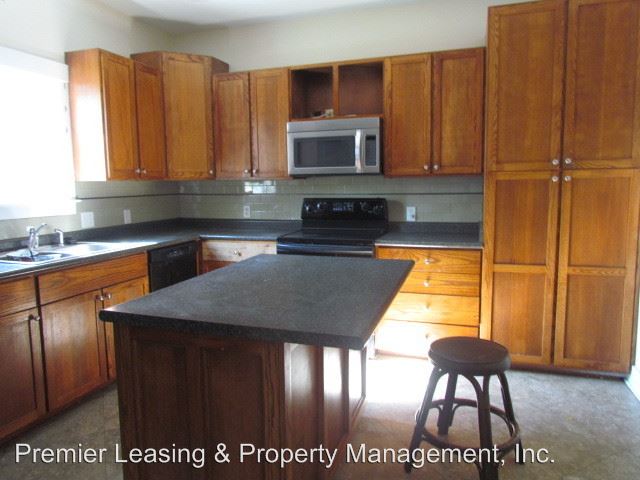 Foto del edificio - 1015 W 35th St