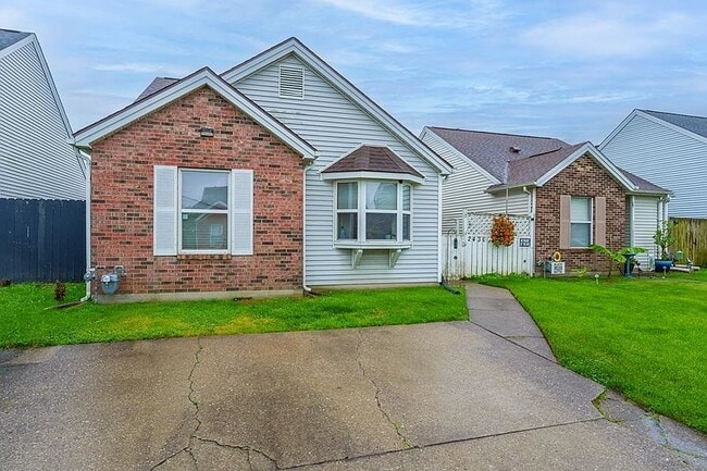 Building Photo - 2430 Haviland Dr