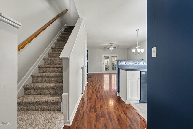 Foto del edificio - 233 Woodson Dr