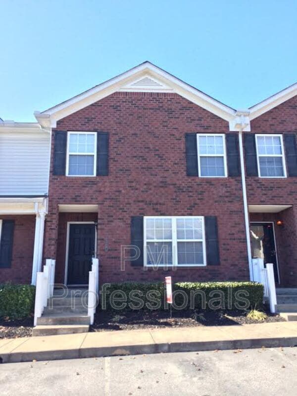 120 Wolverine Ct, Smyrna, TN 37167 Townhome Rentals in Smyrna TN