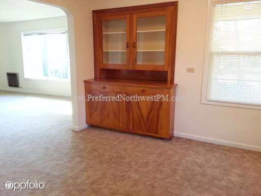 Building Photo - 57 W 36th Ave