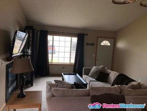 Building Photo - Beautiful 2 Bedroom 2 Bath Avon Townhouse!