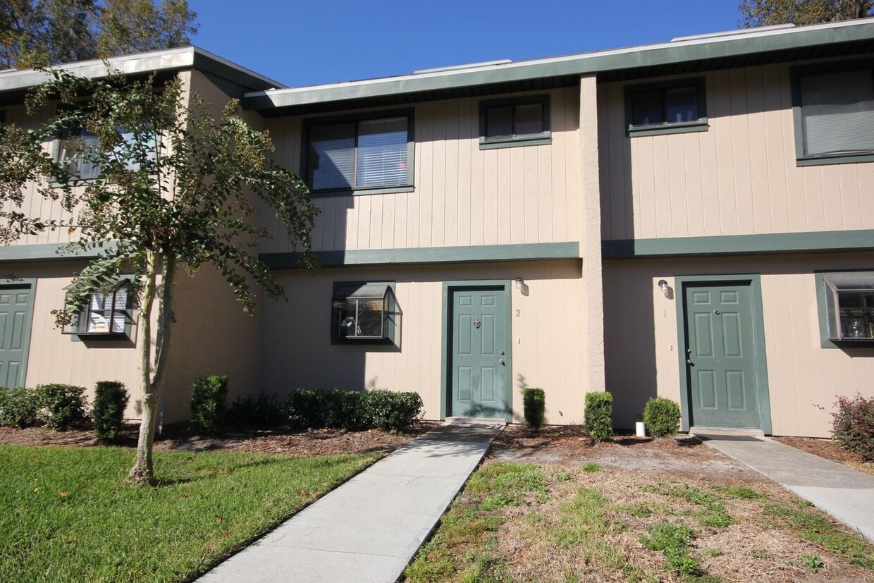 Southfork condos – charming 2-bedroom, 1.5-bath home - Southfork condos – charming 2-bedroom, 1.5-bath home