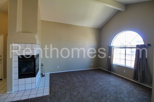 Foto del edificio - San Marcos, 1897 Matin Circle #217 - Great location! Close to shopping, restaurants, and easy acc...