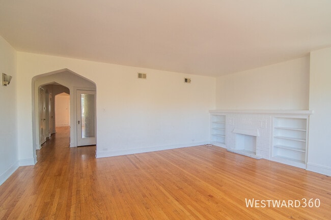 Foto del edificio - 7831 S Kingston Ave