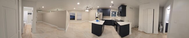 Building Photo - 273 Echo Cir