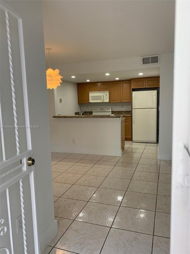 Foto del edificio - 4560 SW 68th Ct