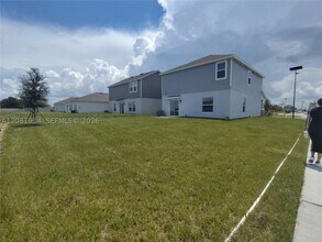Building Photo - 890 Timberland Dr