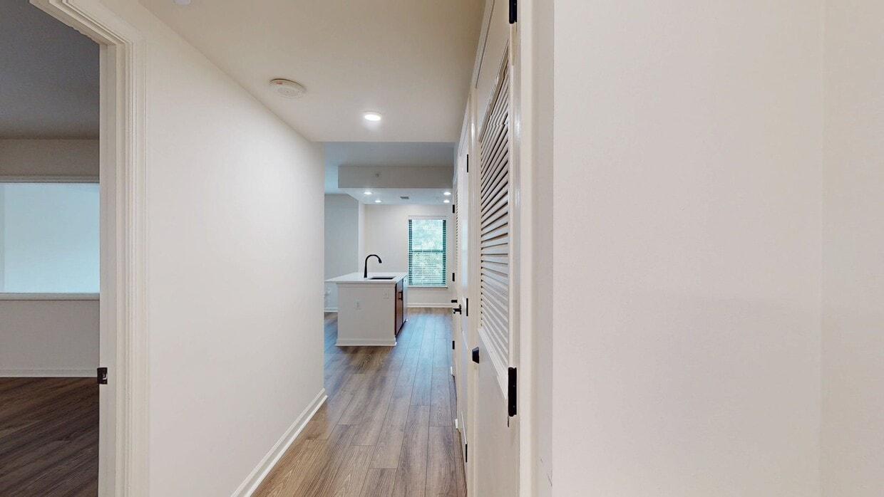 Photo - 1301 Thomas Circle Apartments
