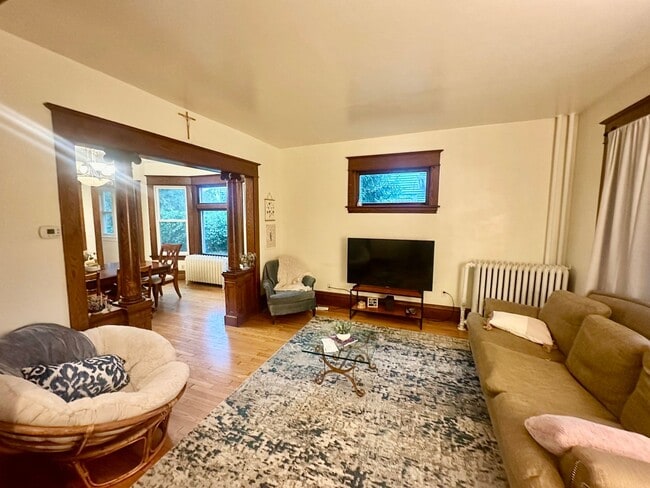 Building Photo - Spacious 3-Bedroom w/ Sundeck & In-Unit Laundry!