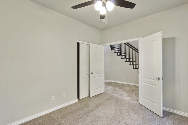 Foto del edificio - 5552 W 29th St
