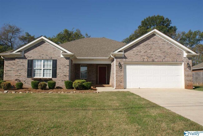 Building Photo - 162 Hazel Trace