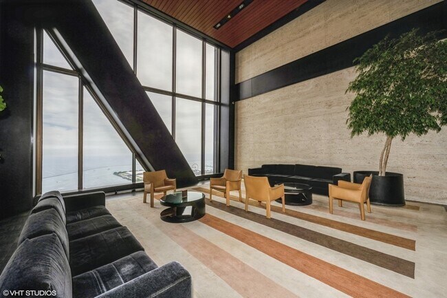 Foto del edificio - 175 E Delaware Pl