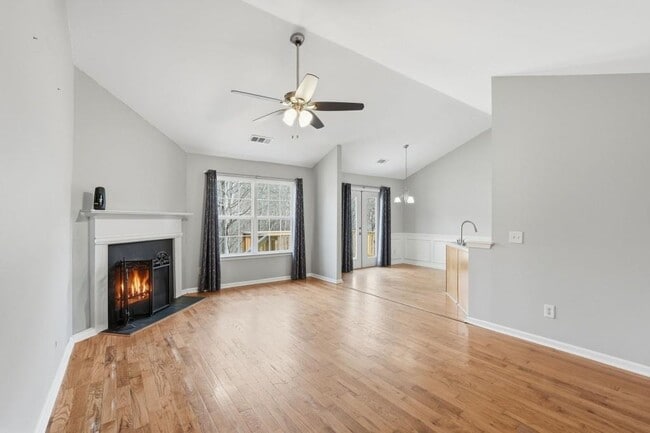 Building Photo - 5055 Blue Goose Ct