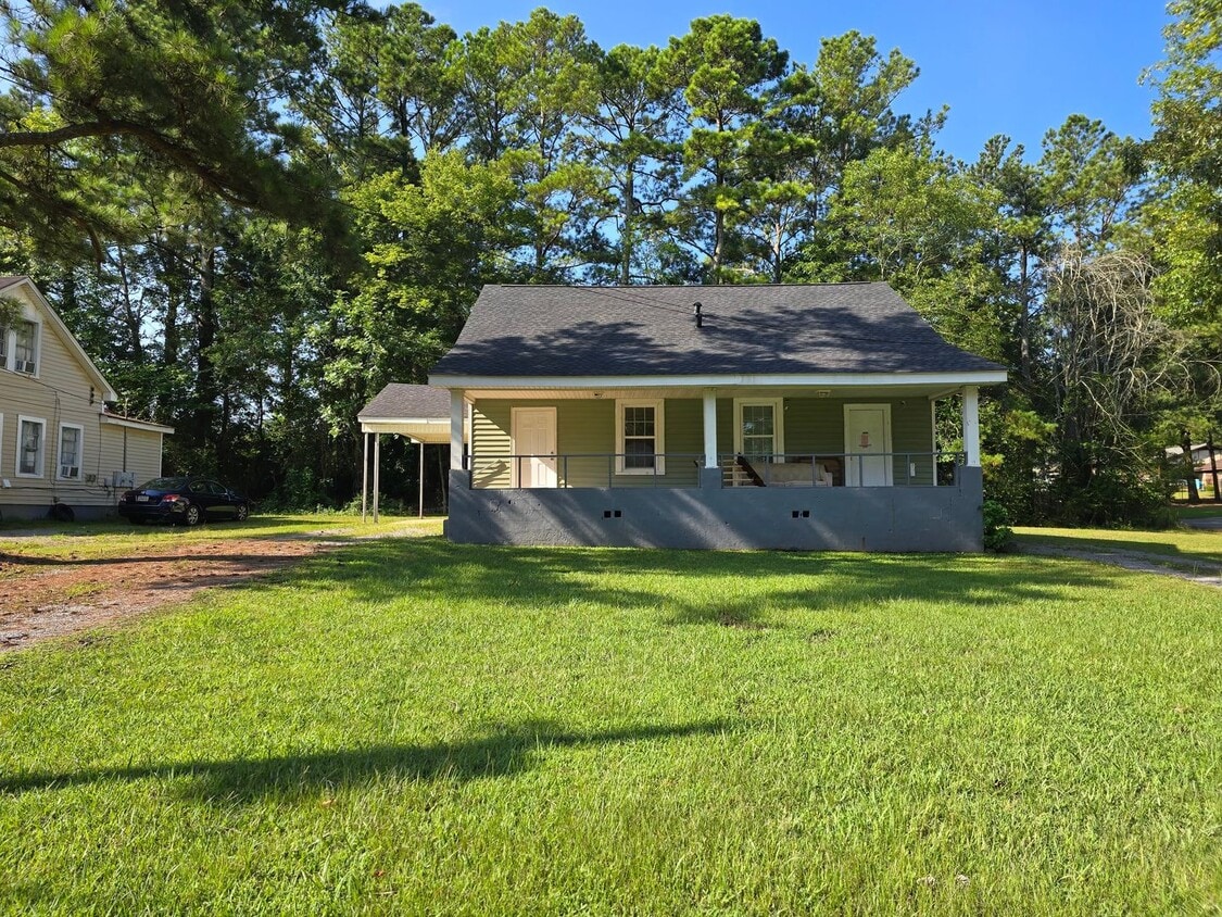 Primary Photo - Hillside Ave #115
