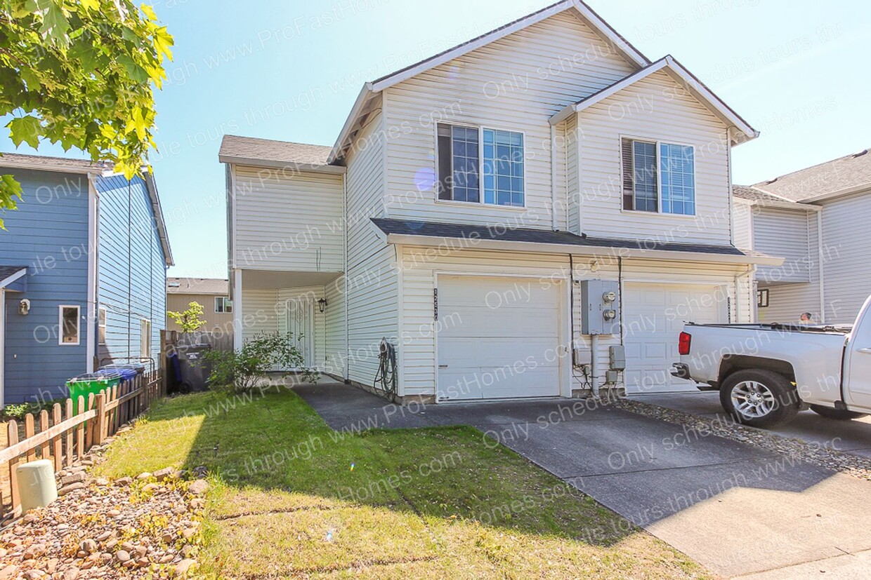 Primary Photo - 12530 SE Taggart St