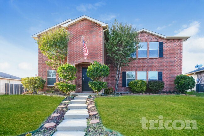 Building Photo - 1688 Wildrose Dr