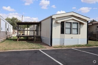 Building Photo - 1300 Sandpiper Rd