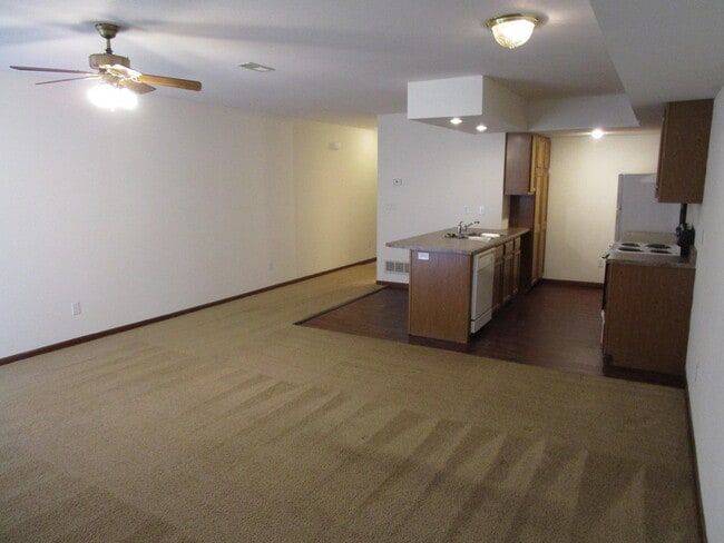 Building Photo - 4808 Meadow Lark Ln
