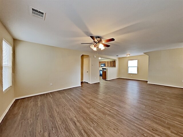 Foto del edificio - 12423 Silver Mine