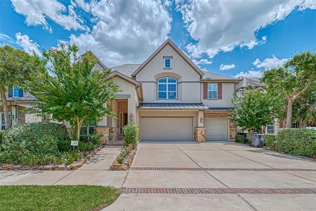 Primary Photo - 1015 Arden Oaks Dr
