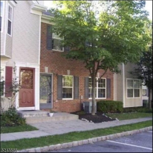 2278 Nash Ct Unit 2278, Mahwah, NJ 07430 Room for Rent in Mahwah, NJ