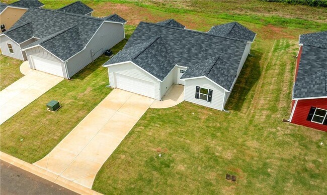 Building Photo - 153 ADALINE COURT
