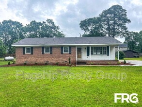 Building Photo - 2609 Lisa Ln