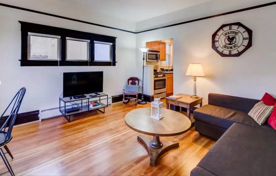Foto principal - 1609 S Weller St