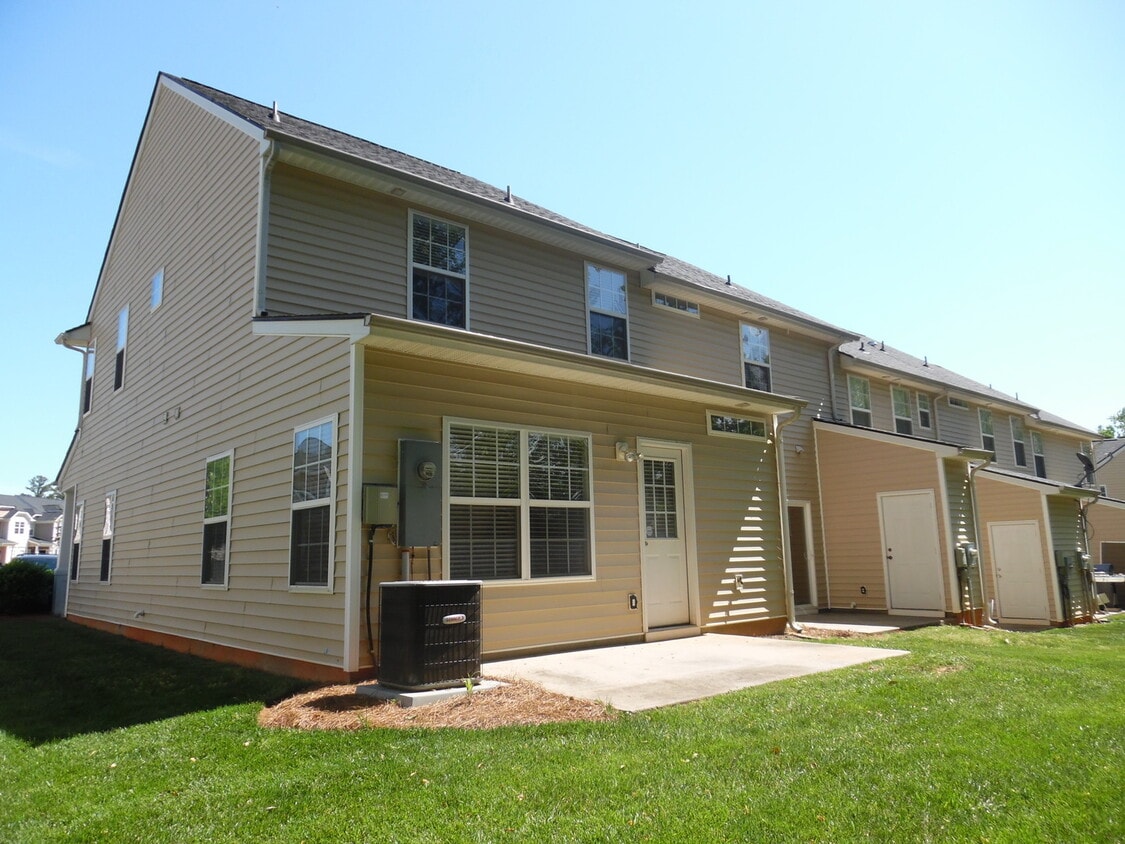 Building Photo - Exclusively Offered by Muse Realty, LLC