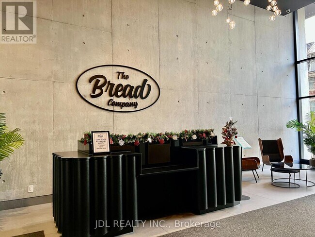 Photo du bâtiment - 195 McCaul St