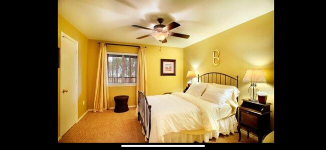 Bedroom 2 - 1385 W University Ave