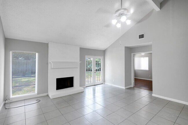 Foto del edificio - 22627 Braken Manor Ln