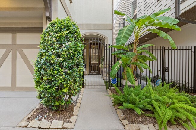 Foto del edificio - Stunning Single-Family Home in the Heart o...