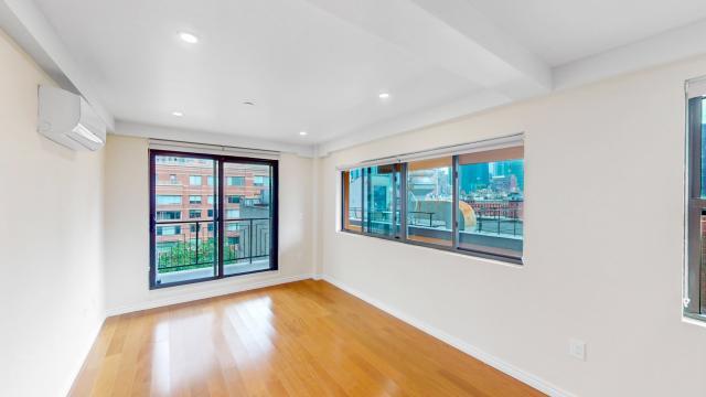 Foto del edificio - 1 bedroom in New York NY 10019