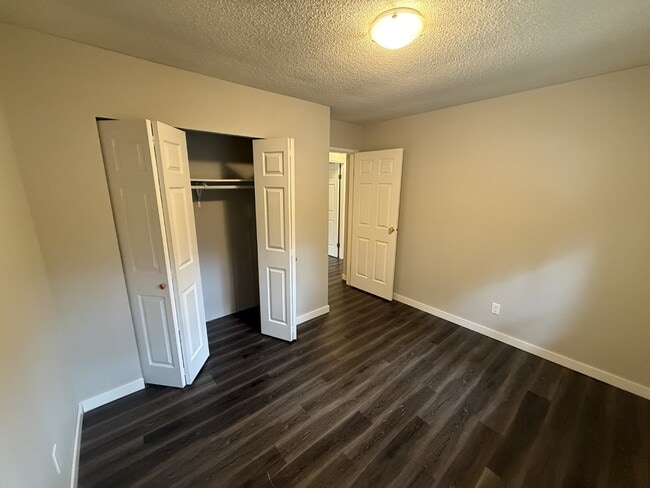 Building Photo - 2675 Labieux Rd