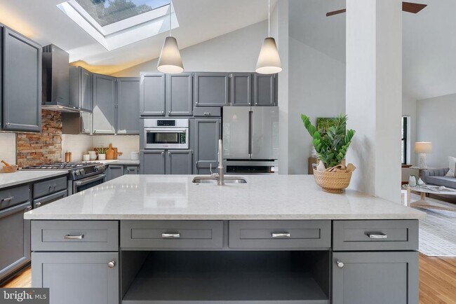 Foto del edificio - 39368 Longhill Ln
