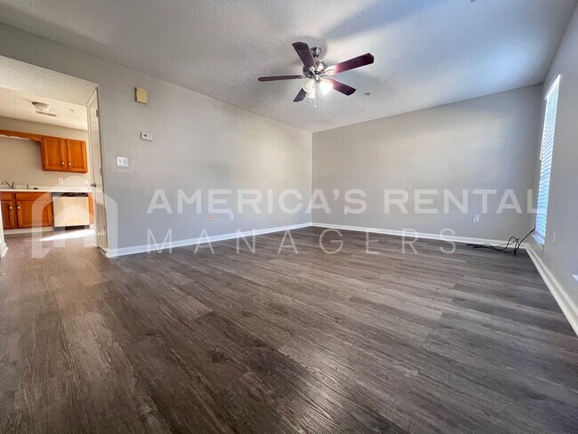 Building Photo - MOVE-IN SPECIAL!!! - Home for rent in Alabaster! - Sign a lease by 4/15 to receive HALF OFF FIRST...