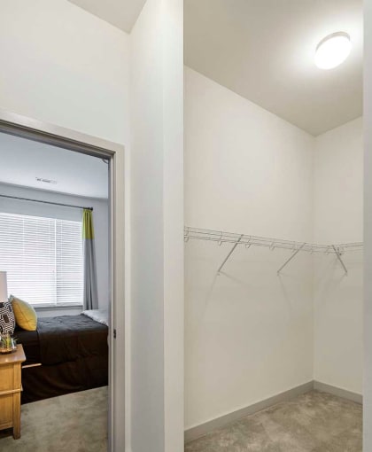 Building Photo - 165 Cambridge Park Dr. Unit 457