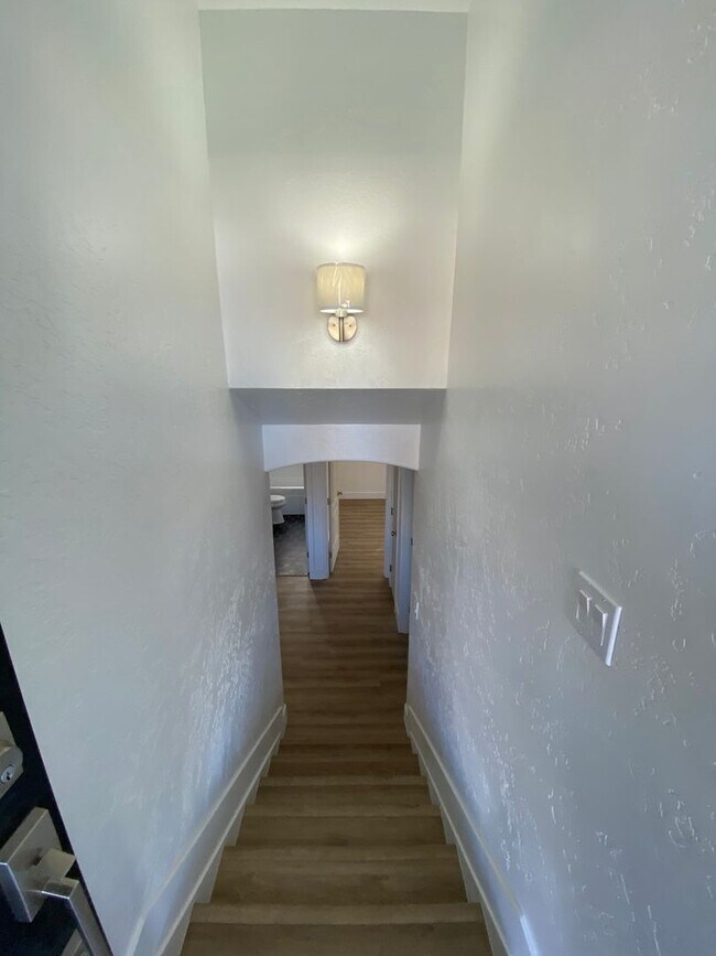 Foto del edificio - Orem Duplex - Downstairs