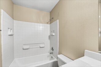 Building Photo - 434 Laurel Timbers Dr