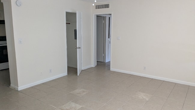 Building Photo - 3817 K St