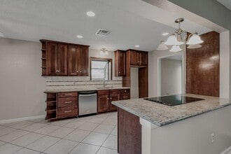 Building Photo - 706 S Diamondhead Blvd