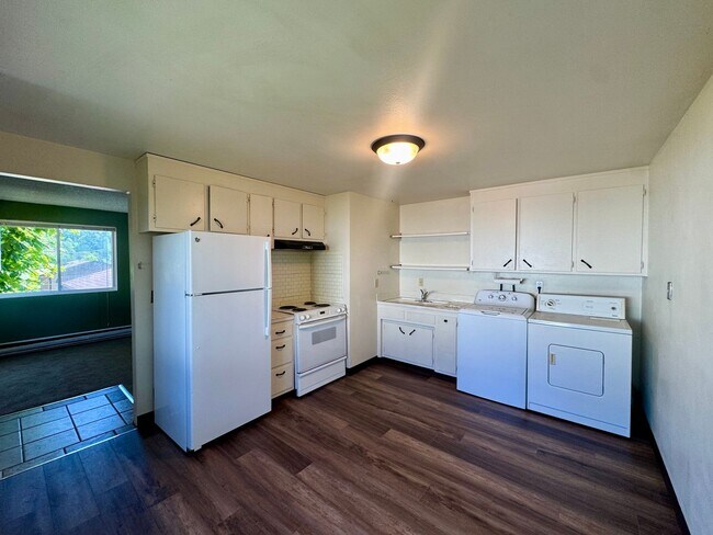 Foto del edificio - 129 HS MCDOWELL