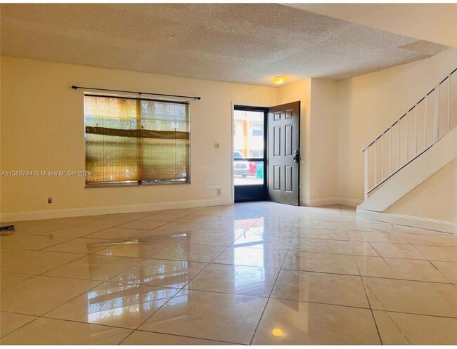 Foto del edificio - 6534 SW 41st St