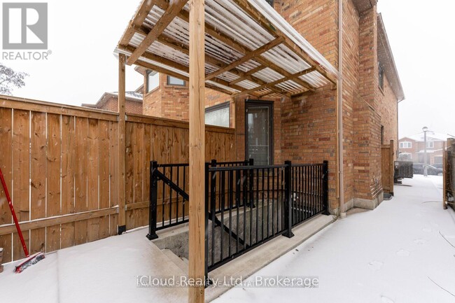 Building Photo - 6289 Donway Dr