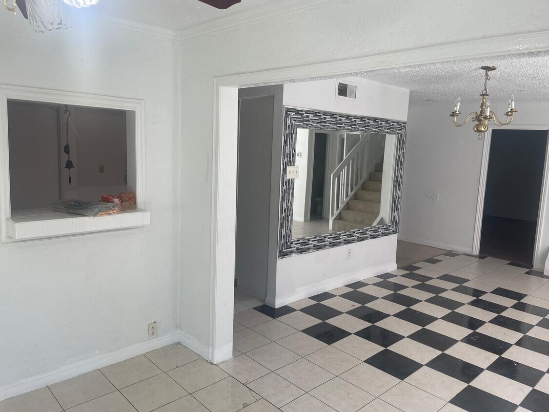 Foto principal - 12915 Ashford Knoll Dr