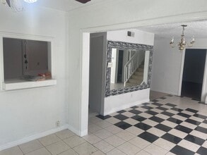 Building Photo - 12915 Ashford Knoll Dr