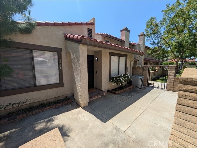 Building Photo - 9764 Louise Way
